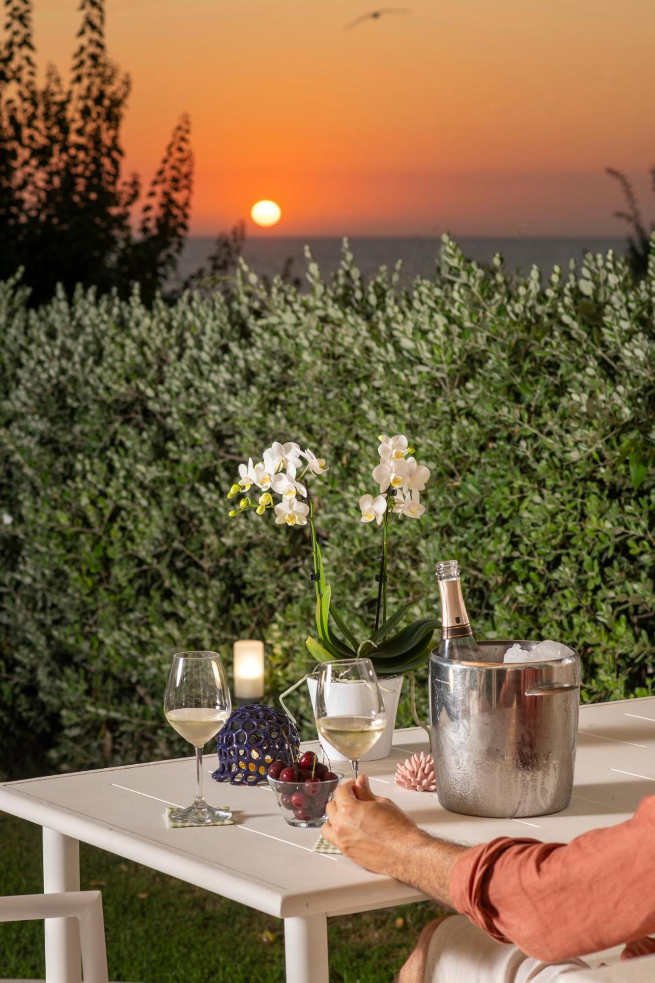 Orablu Executive Villas Forio di Ischia Extérieur photo