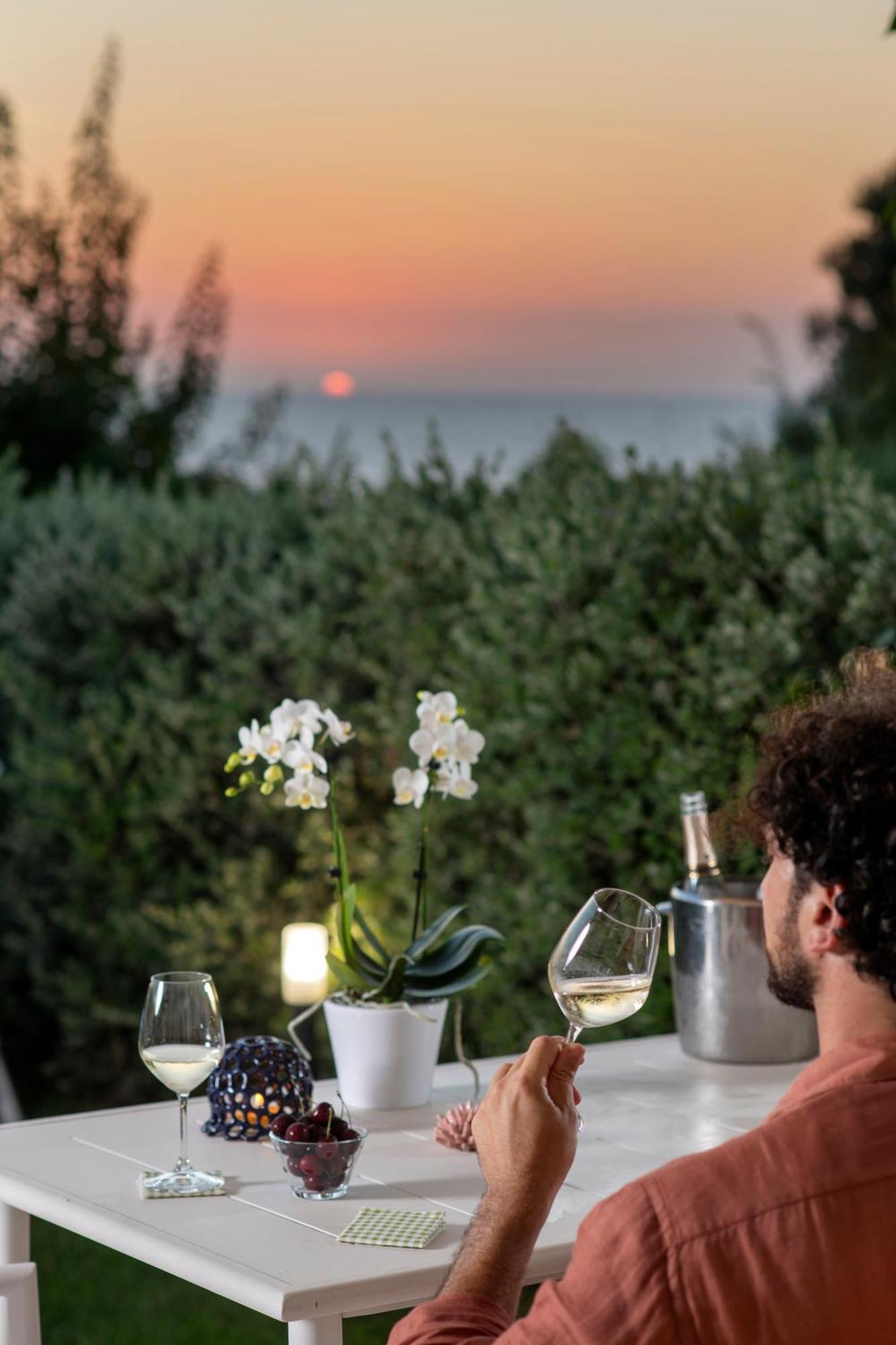 Orablu Executive Villas Forio di Ischia Extérieur photo