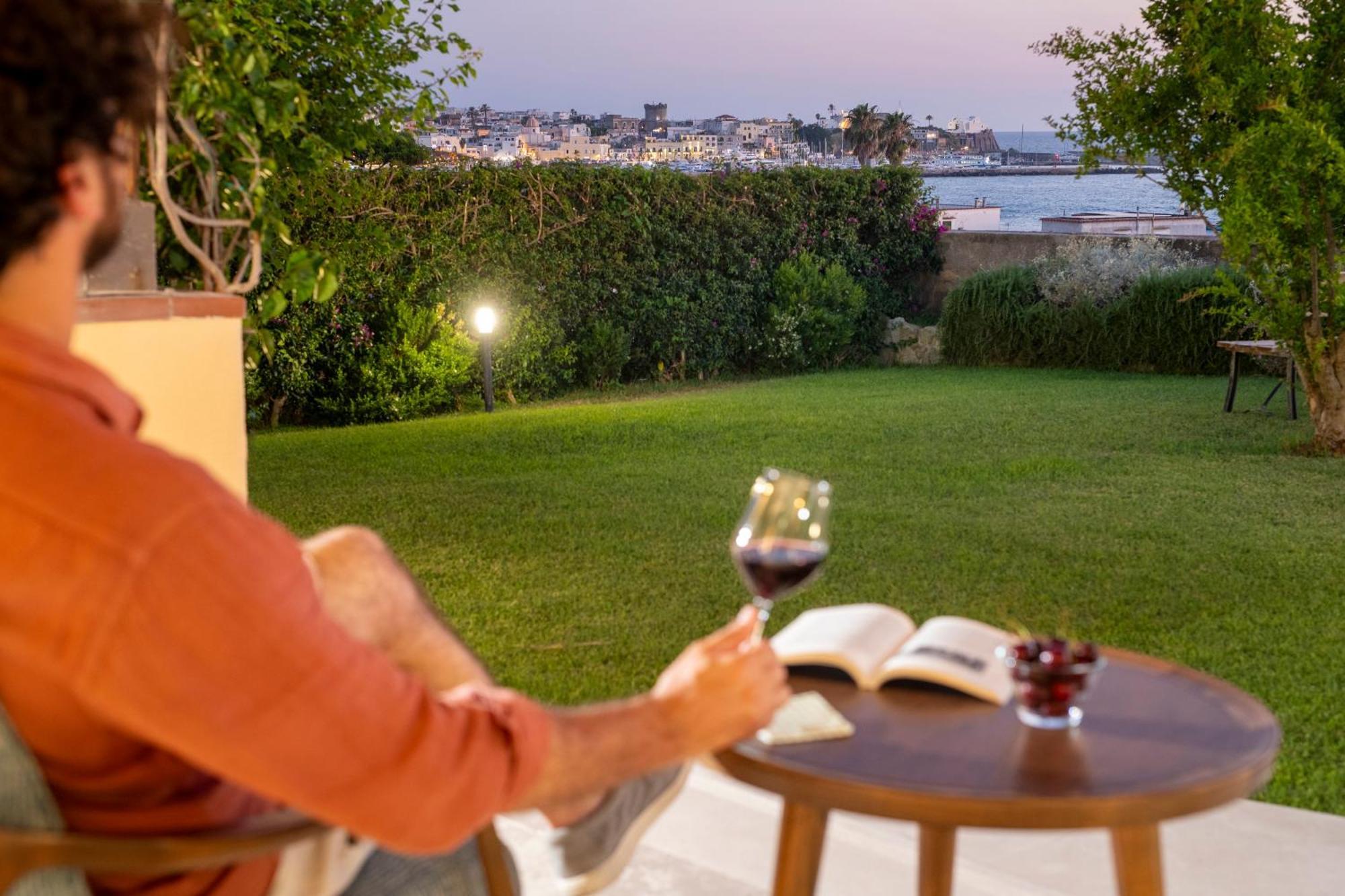 Orablu Executive Villas Forio di Ischia Extérieur photo